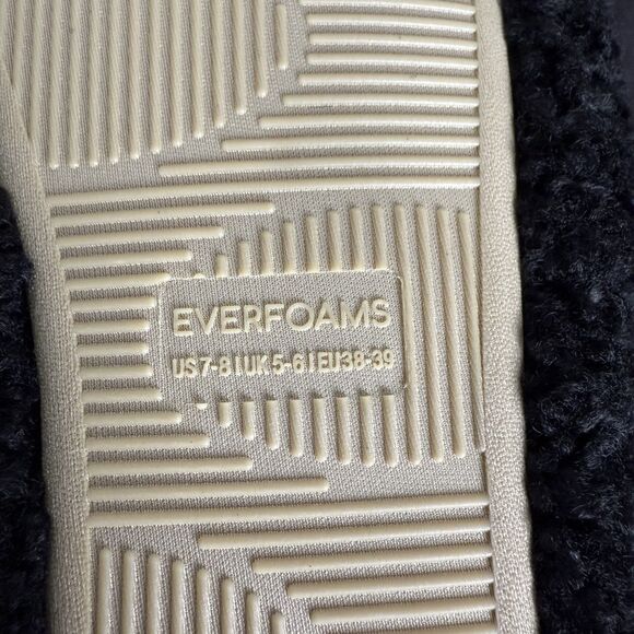 EverFoams Cozy Fleece Lined Slippers in Black, NWT Size US 7-8 - Picture 2 of 4